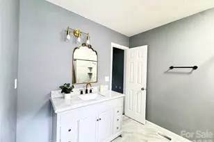 1634 Pamela Lorraine Dr, Charlotte, NC 28213 - Photo 29