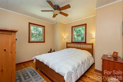 824 N Cherokee Avenue, Black Mountain, NC 28711 - Photo 15