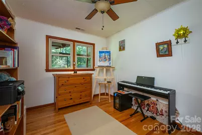 824 N Cherokee Avenue, Black Mountain, NC 28711 - Photo 17