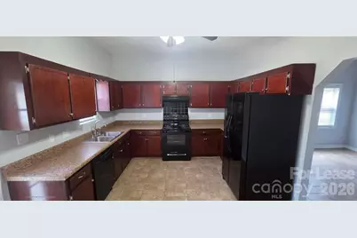 50 Central Avenue, Gastonia, NC 28054 - Photo 5