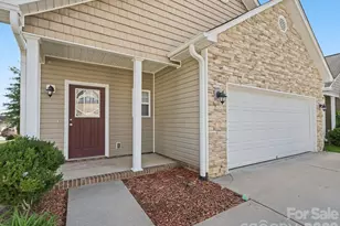 15 Chowan Dr, Fletcher, NC 28732 - Photo 1