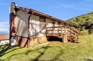 110 Atari Rd, Waynesville, NC 28786 - Photo 29