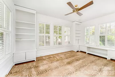 2000 W Dilworth Road W #22, Charlotte, NC 28203 - Photo 5