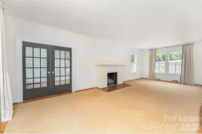 2000 W Dilworth Road W #22, Charlotte, NC 28203 - Photo 3