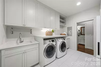3532 Windsor Drive, Charlotte, NC 28209 - Photo 15
