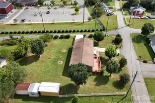 108 Brittain Dr, Morganton, NC 28655 - Photo 13