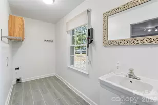 1817 Balfour Ln, Charlotte, NC 28216 - Photo 19