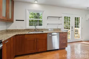 1817 Balfour Ln, Charlotte, NC 28216 - Photo 13