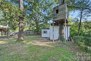 718 E Hoke St, Lincolnton, NC 28092 - Photo 41