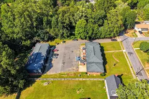 402 S Ashe Ave, Newton, NC 28658 - Photo 47
