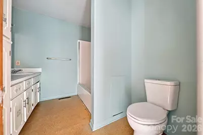 402 S Ashe Avenue, Newton, NC 28658 - Photo 35