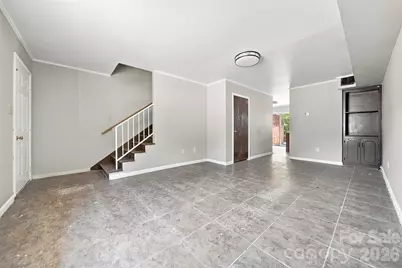 402 S Ashe Avenue, Newton, NC 28658 - Photo 7