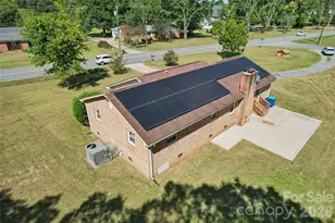 5560 Roberta Rd, Harrisburg, NC 28075 - Photo 3