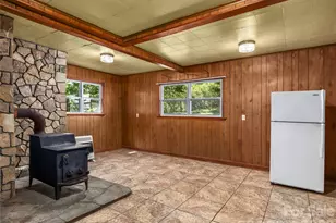 380 S Morgan Branch Rd, Candler, NC 28715 - Photo 5