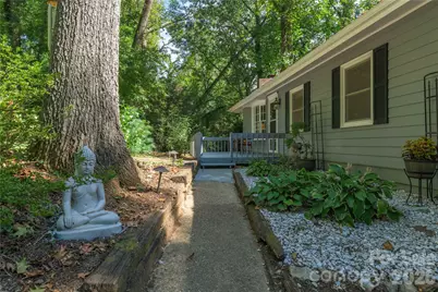19 Springwood Drive, Asheville, NC 28805 - Photo 3