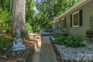 19 Springwood Dr, Asheville, NC 28805 - Photo 3