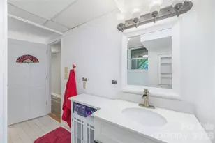 19 Springwood Dr, Asheville, NC 28805 - Photo 27
