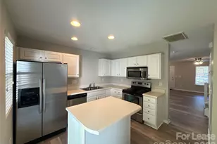 11540 Briddle Hall Ct, Charlotte, NC 28214 - Photo 5