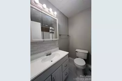 306 E Texas Avenue, Bessemer City, NC 28016 - Photo 7