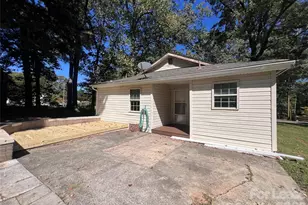 306 E Texas Ave, Bessemer City, NC 28016 - Photo 15