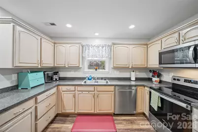 3310 Brickwood Circle, Midland, NC 28107 - Photo 13