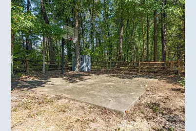 4415 Highcroft Lane, Charlotte, NC 28269 - Photo 23