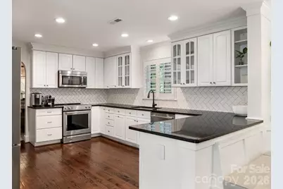 4218 Chelmsford Road, Charlotte, NC 28211 - Photo 15