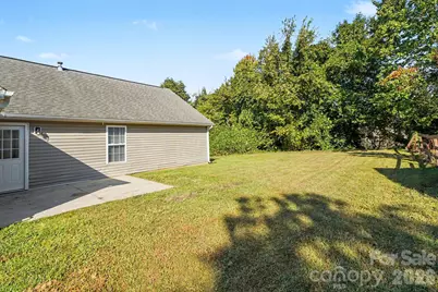 4609 Avalon Forest Lane, Charlotte, NC 28269 - Photo 19