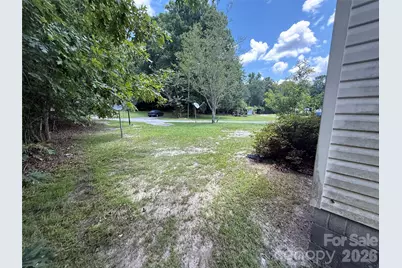 176 Mandy Lane, Union, SC 29379 - Photo 5