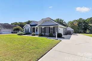 245 Glenwood Dr, Oakboro, NC 28129 - Photo 3