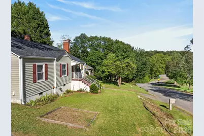 1068 14th Avenue, Hickory, NC 28601 - Photo 15