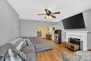 1068 14th Ave, Hickory, NC 28601 - Photo 19