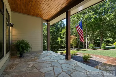 945 Somersby Park, Hendersonville, NC 28739 - Photo 3