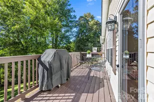 183 Gobbler Cir, Horse Shoe, NC 28742 - Photo 17