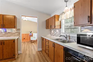 183 Gobbler Cir, Horse Shoe, NC 28742 - Photo 5