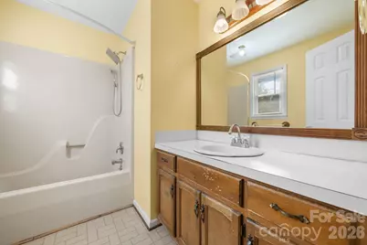 3675 10th Street None, Hickory, NC 28601 - Photo 17