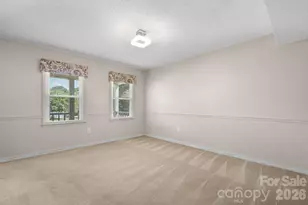 3675 10th Street None, Hickory, NC 28601 - Photo 5