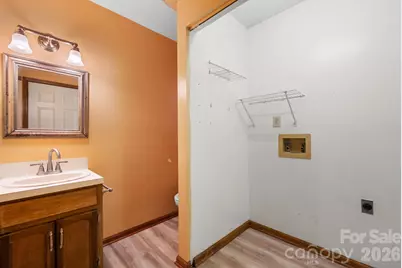 3675 10th Street None, Hickory, NC 28601 - Photo 21