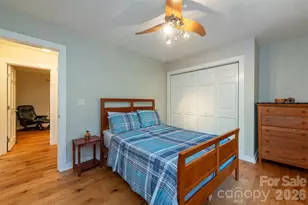 190 Ridgeview Dr, Hendersonville, NC 28792 - Photo 27