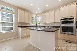 6211 Chavel Ln, Charlotte, NC 28269 - Photo 21
