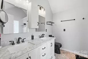 623 Finborough Ct, Charlotte, NC 28214 - Photo 5