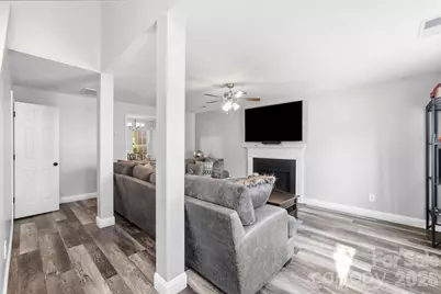 623 Finborough Court, Charlotte, NC 28214 - Photo 13