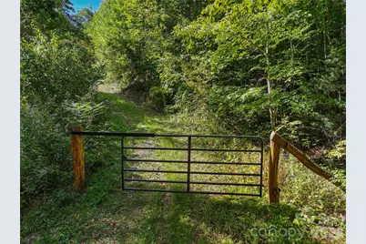 000 Mauney Cove Road, Waynesville, NC 28786 - Photo 13