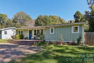 216 Vance Avenue, Black Mountain, NC 28711 - Photo 3