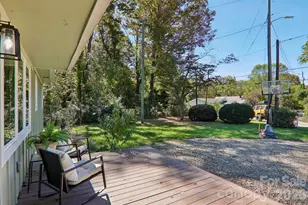216 Vance Ave, Black Mountain, NC 28711 - Photo 5