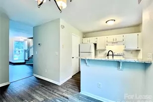 8253 Circle Tree Ln, Charlotte, NC 28277 - Photo 7