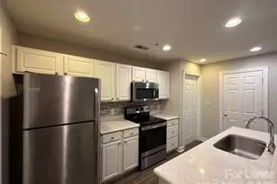 718 W Trade St, Charlotte, NC 28202 - Photo 5