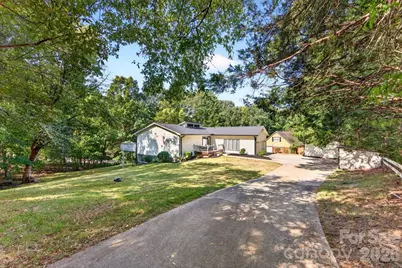 16 Cove Creek Place SE, Concord, NC 28025 - Photo 3