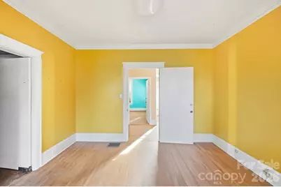 2415 E Main Street, Lincolnton, NC 28092 - Photo 13