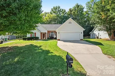 11609 Long Forest Drive, Charlotte, NC 28269 - Photo 33